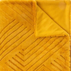 Plaid Géant 180x230 Fourrure Jaune Moutarde Atmosphera -Accueil Décoration Boutique plaid geant 180x230 fourrure jaune moutarde atmosphera 2